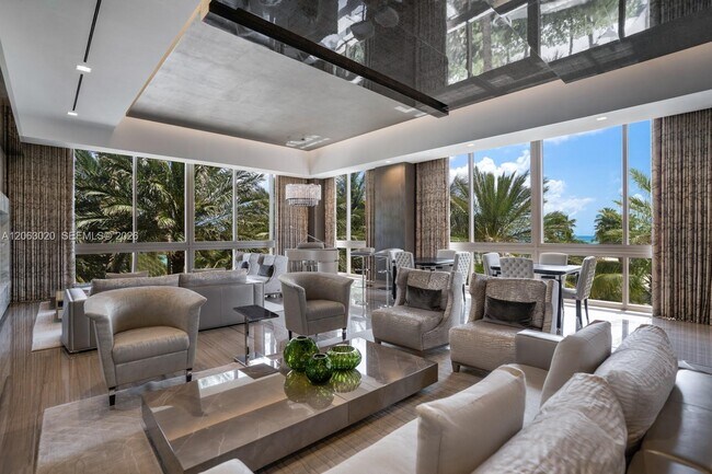 Building Photo - 17749 Collins Ave