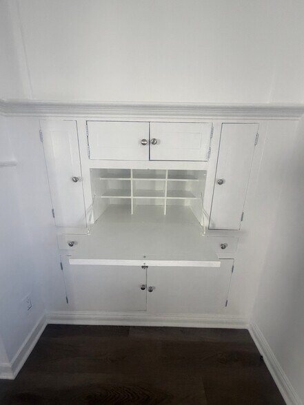 Building Photo - 3645 Monon St