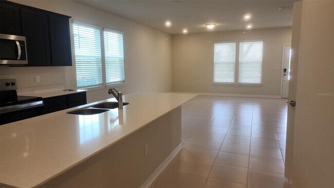 Building Photo - 6388 Tabebuia Pkwy