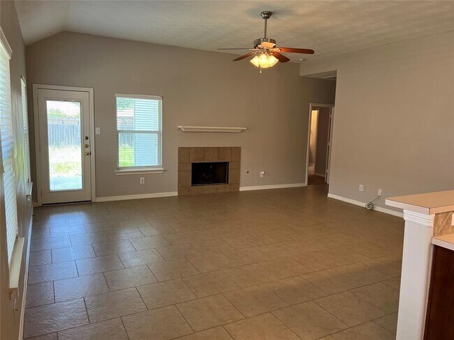 Building Photo - 38210 E Sulphur Creek Dr