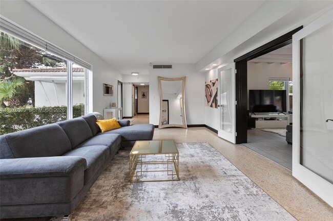 Building Photo - 8700 N Miami Ave