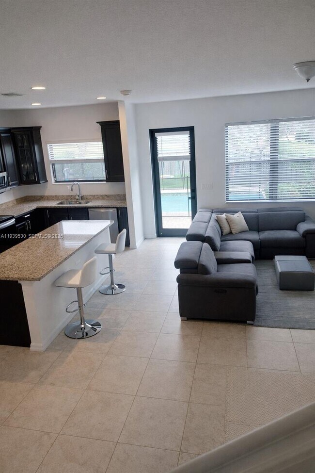 Building Photo - 909 NE 193rd Terrace