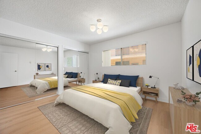 Building Photo - 833 5th St