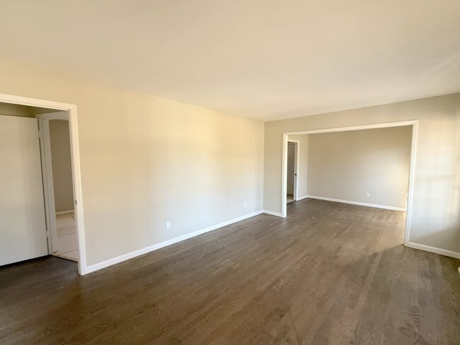 Building Photo - 1729 Laverne Dr NW