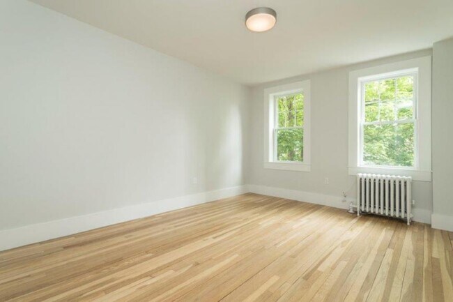 Building Photo - 1 bedroom in Boston MA 02135
