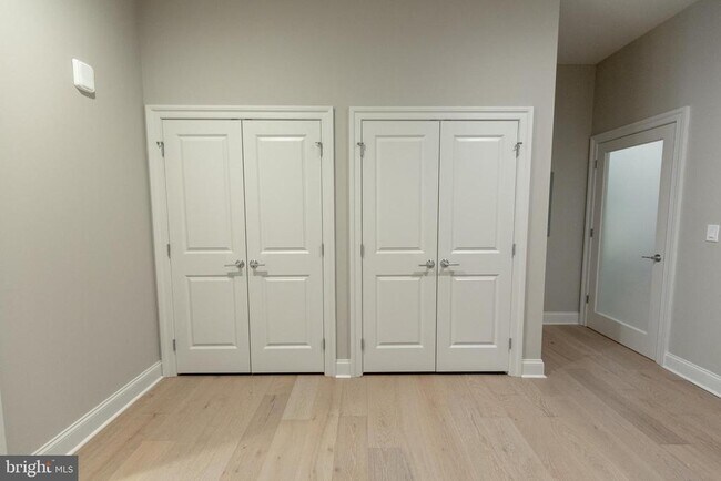 Building Photo - 1411 Walnut St