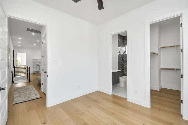 Building Photo - 1812 Lula St