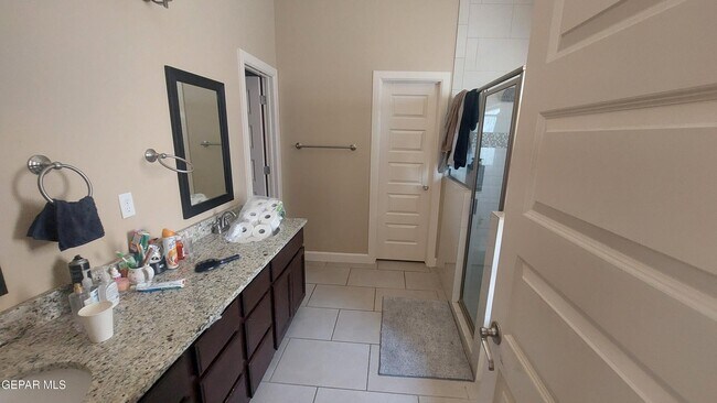 Building Photo - 13076 Cozy Cove Ave