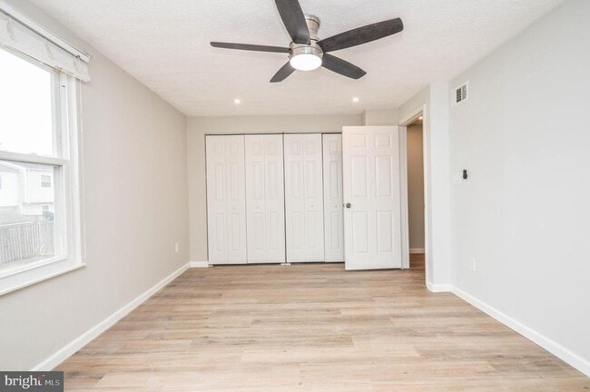 Building Photo - 12521 Laurel Grove Pl