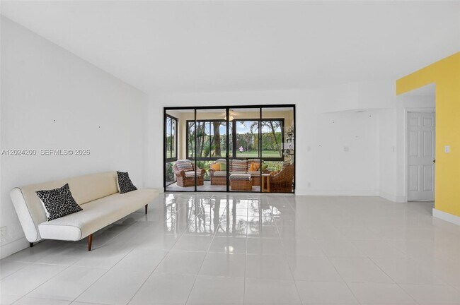Building Photo - 7906 Granada Pl