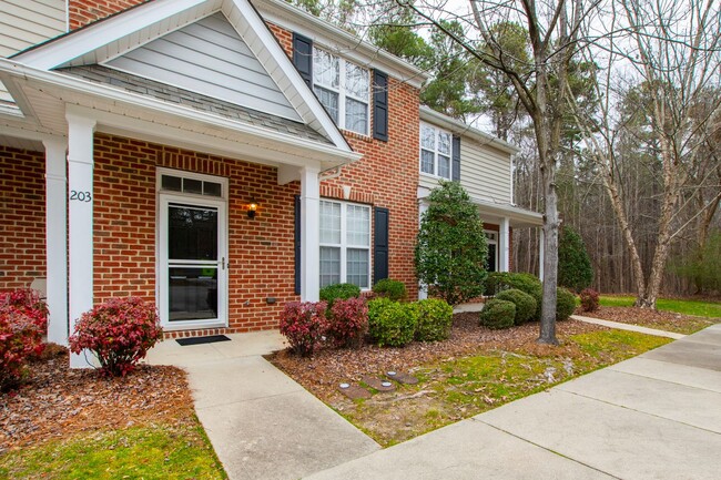 Building Photo - Stratford Townhouse in Rolesville