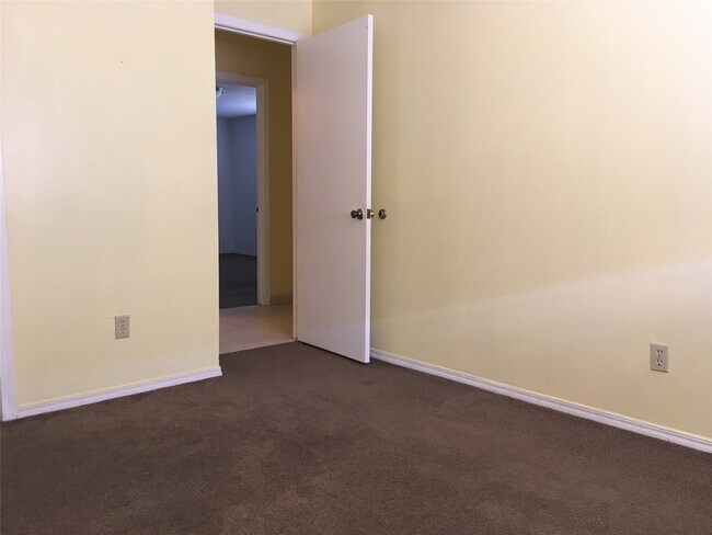 Building Photo - 21026 Settlers Valley Dr