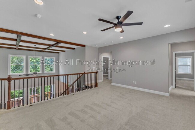 Building Photo - 8313 Henderson Rd