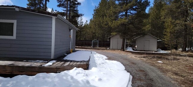 Building Photo - Cute Home in Quiet Neighborhood