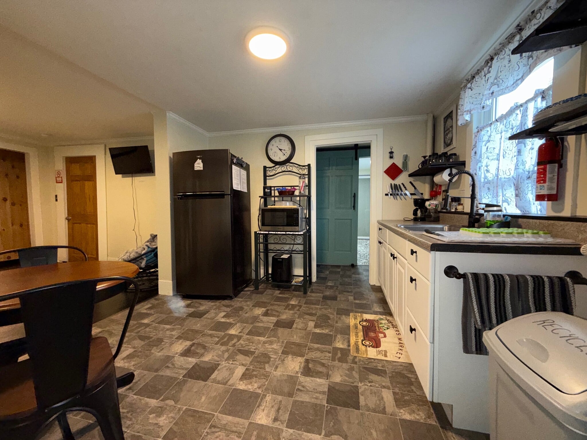 Building Photo - 51 Front St