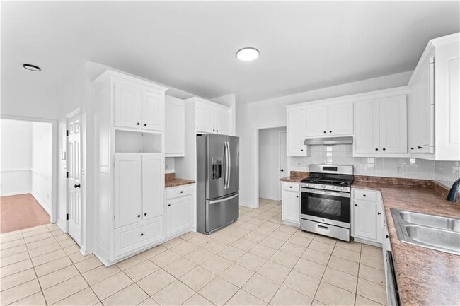 Building Photo - 4267 Azalea Walk