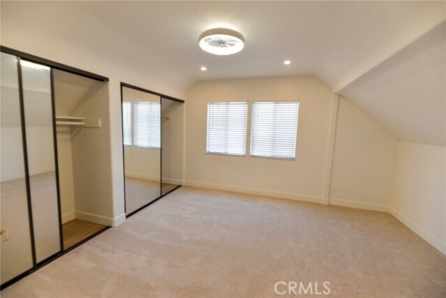 Building Photo - 1605 Calle Las Bolas