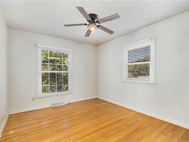 Building Photo - Earn Wealth While Leasing - Like a Homeown...