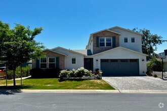 Building Photo - 4119 E Sells Dr
