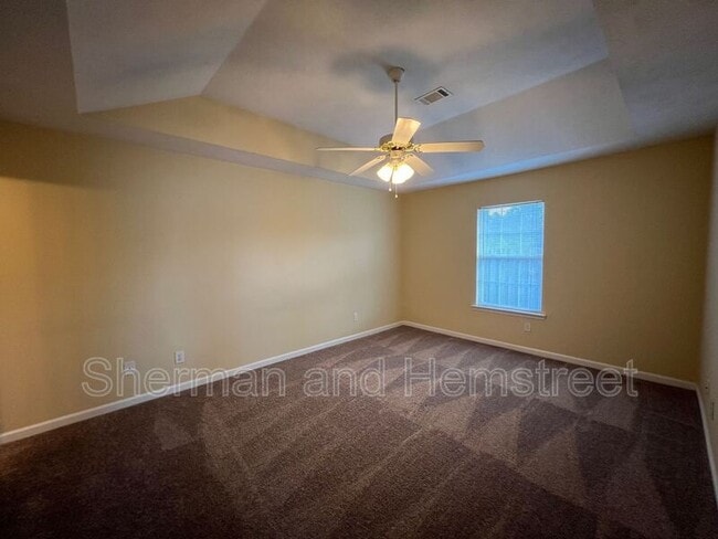 Building Photo - 219 Sassafras Ln