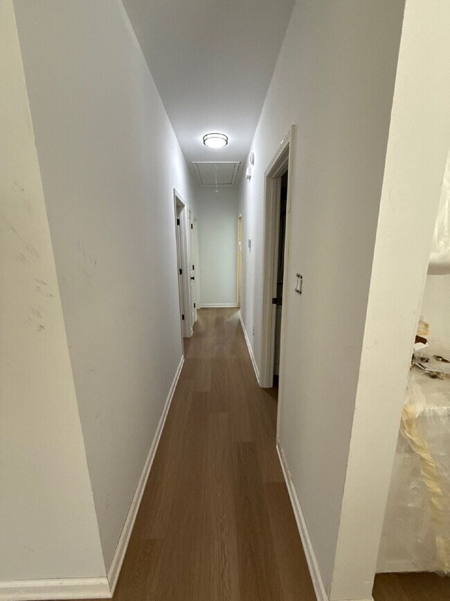 Building Photo - Fully Renovated Spacious 3BR in South Memphis – Section 8 Welcome