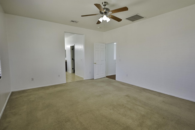 Building Photo - $500.00 OFF FIRST MONTH RENT!!!! NORTH RANCHO SAHUARITA!!!!!!!!!