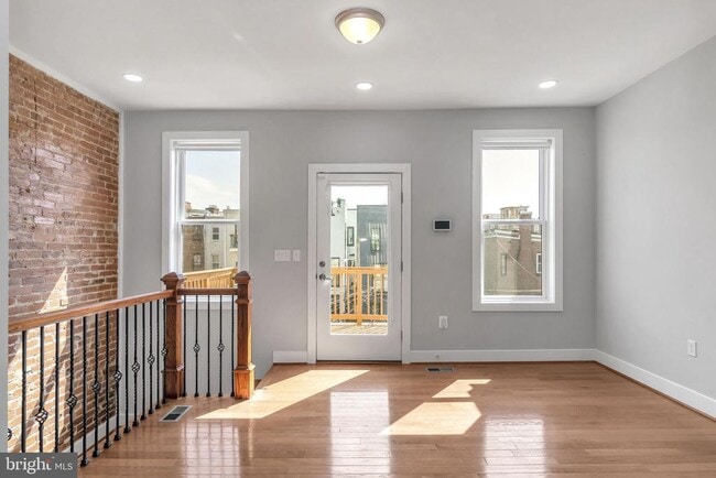 Building Photo - 1310 Riggs St NW