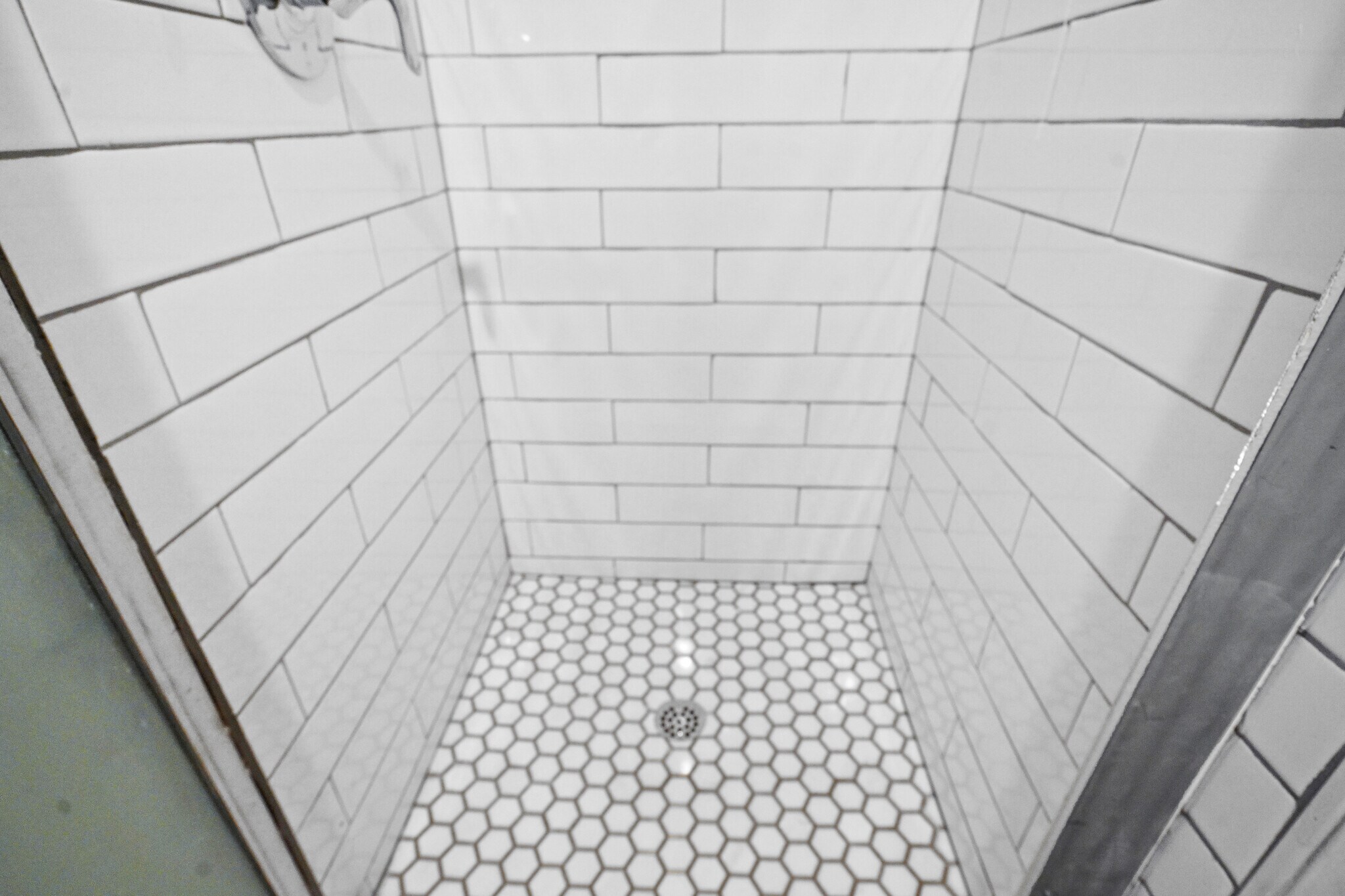 Building Photo - 8601 International Ave