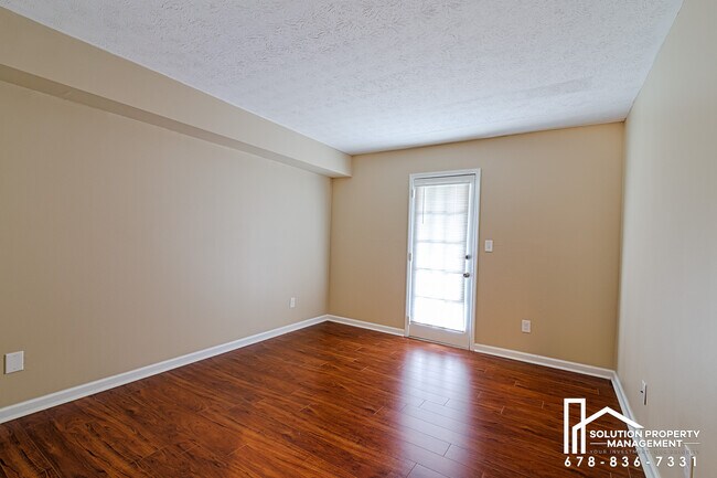 Building Photo - 1808 Augusta Dr