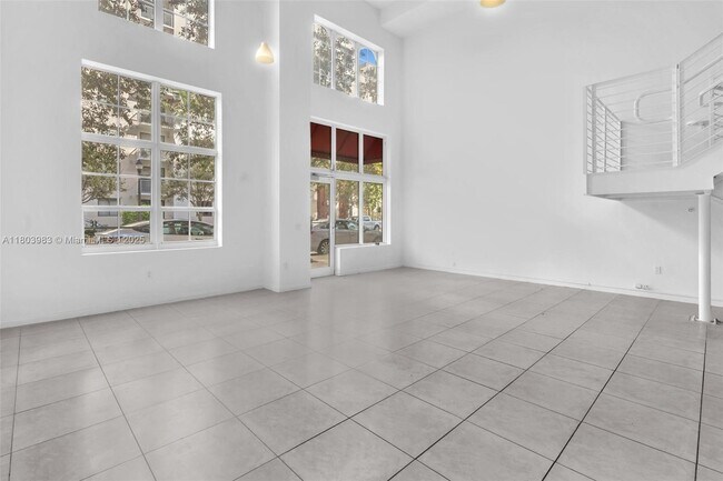 Building Photo - 410 Evernia St