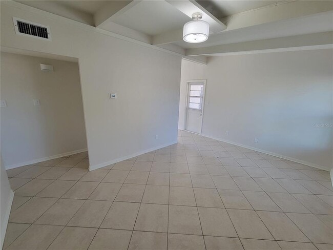 Building Photo - 1212 Windermere Way