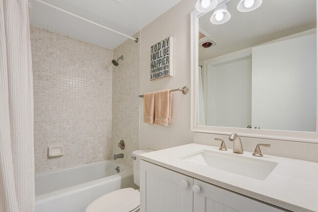 Building Photo - 5480 N Ocean Dr