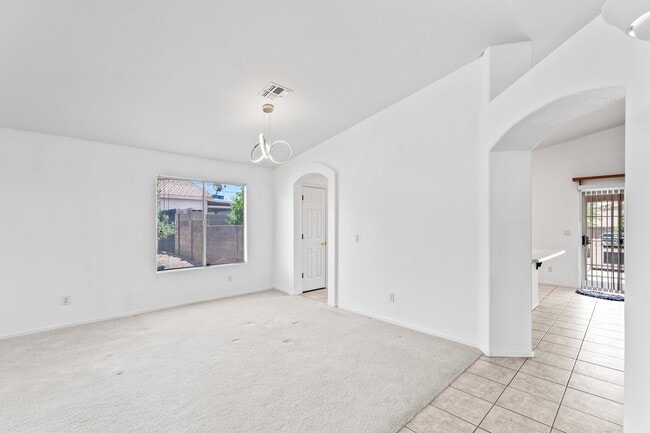 Building Photo - 8838 E La Palma Dr