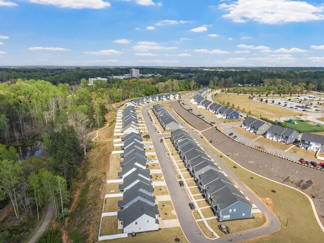 Building Photo - 476 Mill Park Way