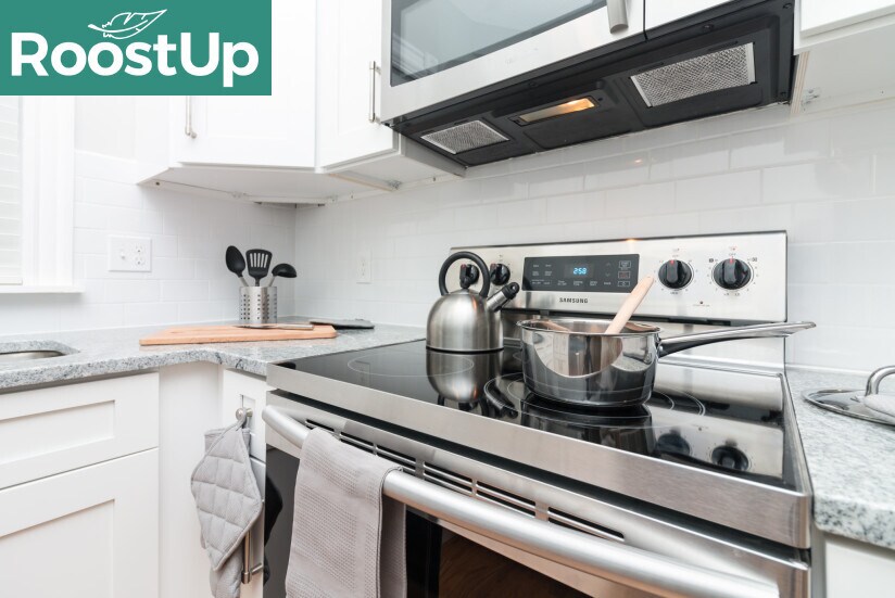 Building Photo - Furnished Bedroom with Private Bath in East Boston
