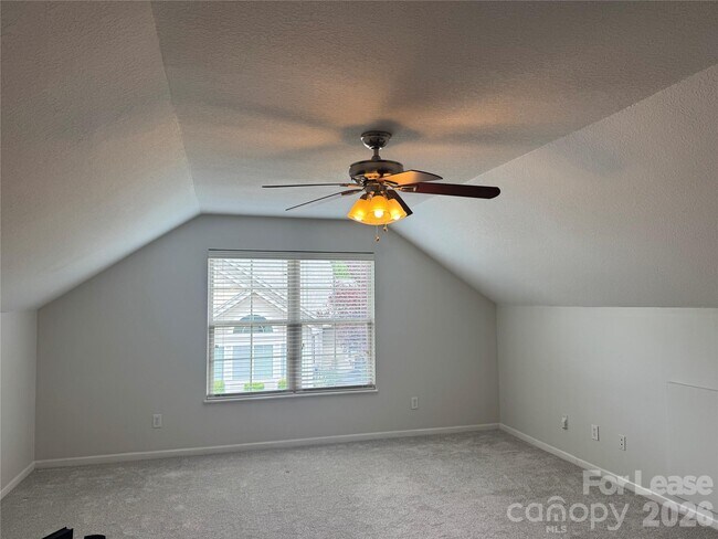 Building Photo - 2416 Coltsview Ln