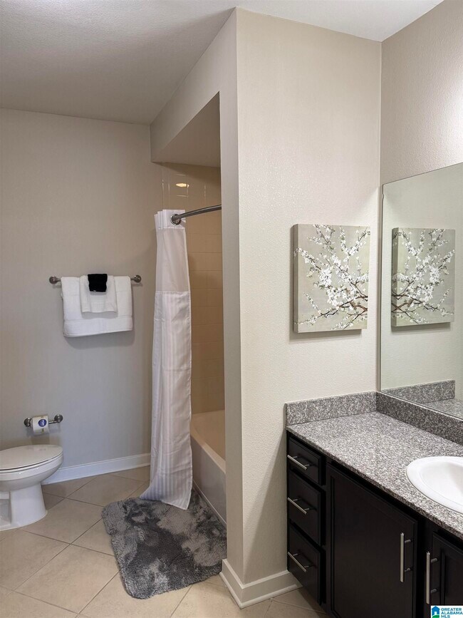 Building Photo - 2402 Lane Parke Ct