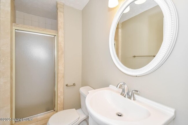 Building Photo - 386 Beech Cliff Cir