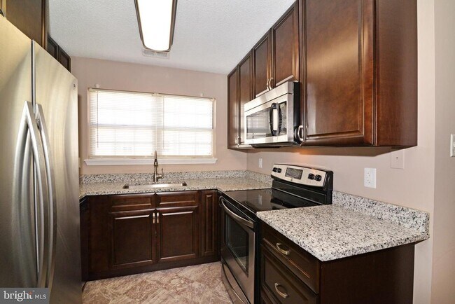 Building Photo - 1113 Huntmaster Terrace NE