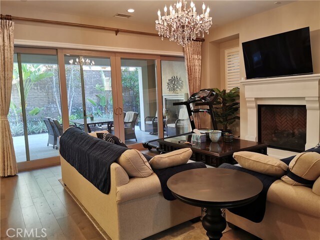 Building Photo - 16 Branding Iron