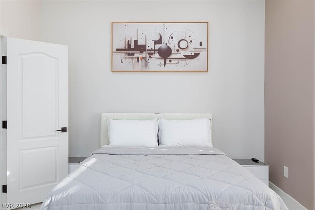 Building Photo - 6525 Ponderosa Way