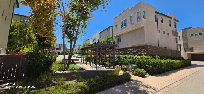 Building Photo - 4S RANCH/ DEL SUR - SAN DIEGO -  Very Nice 4 Bedroom / 4 Bath House.  AVAILABLE NOW!