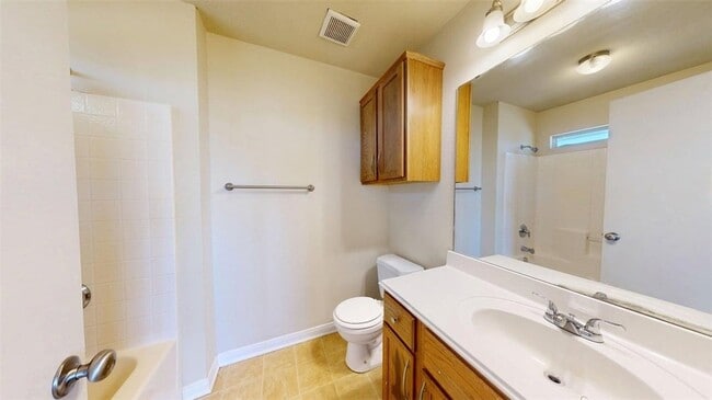 Building Photo - 4140 McFarland Dr