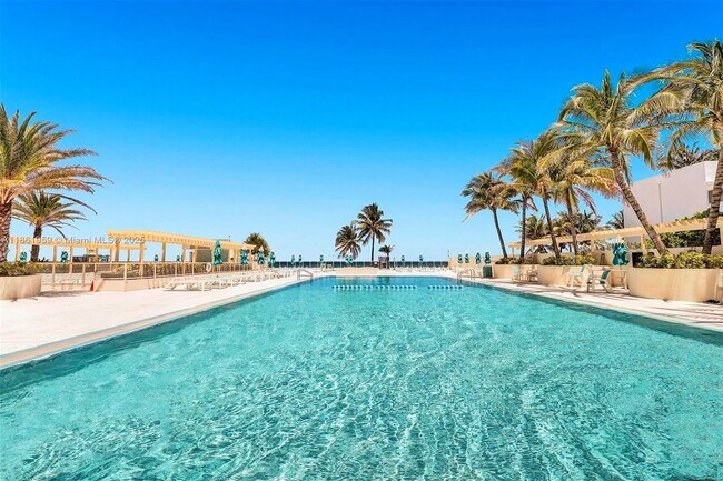 Building Photo - 2501 S Ocean Dr