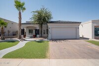 Building Photo - 12844 Cozy Cove Ave