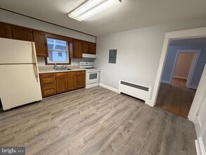 Building Photo - 130 N Broadway