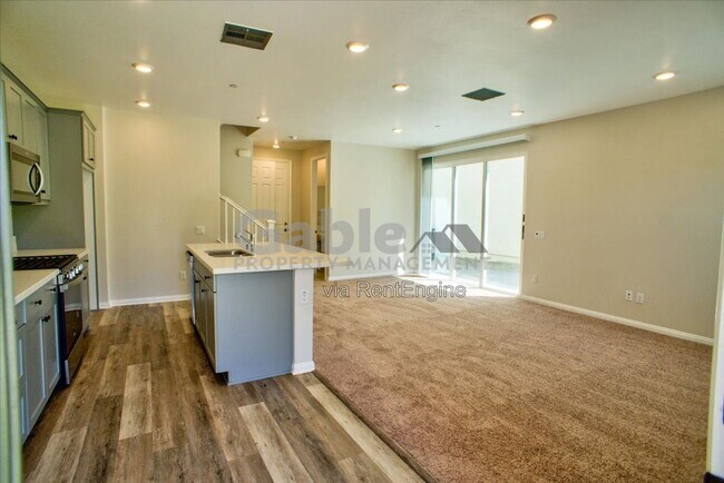 Building Photo - 27477 Boulderview Way