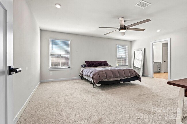 Building Photo - 6270 Durango Way
