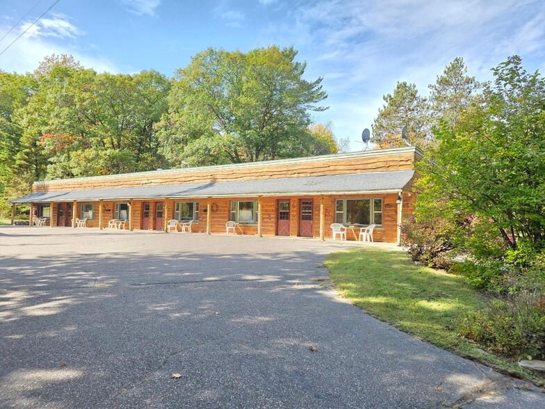 Primary Photo - T Bird Country Apartments