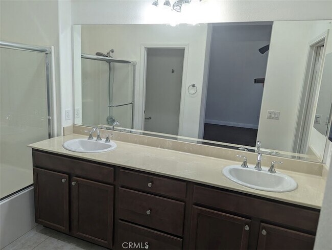 Building Photo - 28629 N Pietro Dr